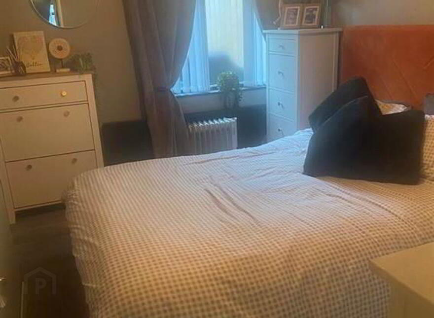 136 Erinvale Drive, Finaghy, Belfast, BT10 0GF