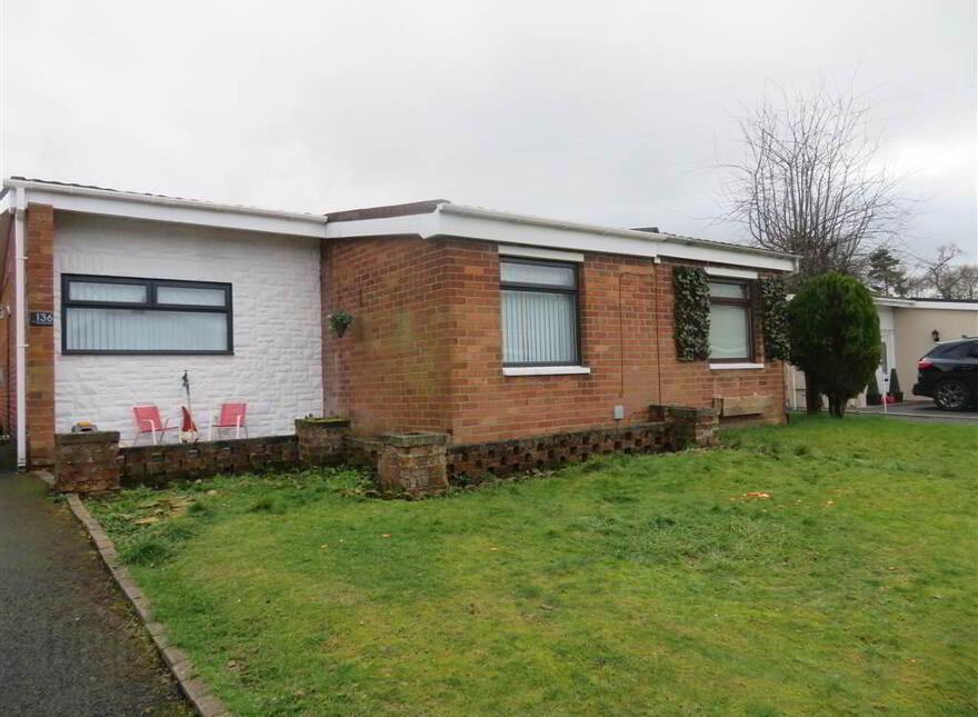 136 Erinvale Drive, Finaghy, Belfast, BT10 0GF photo