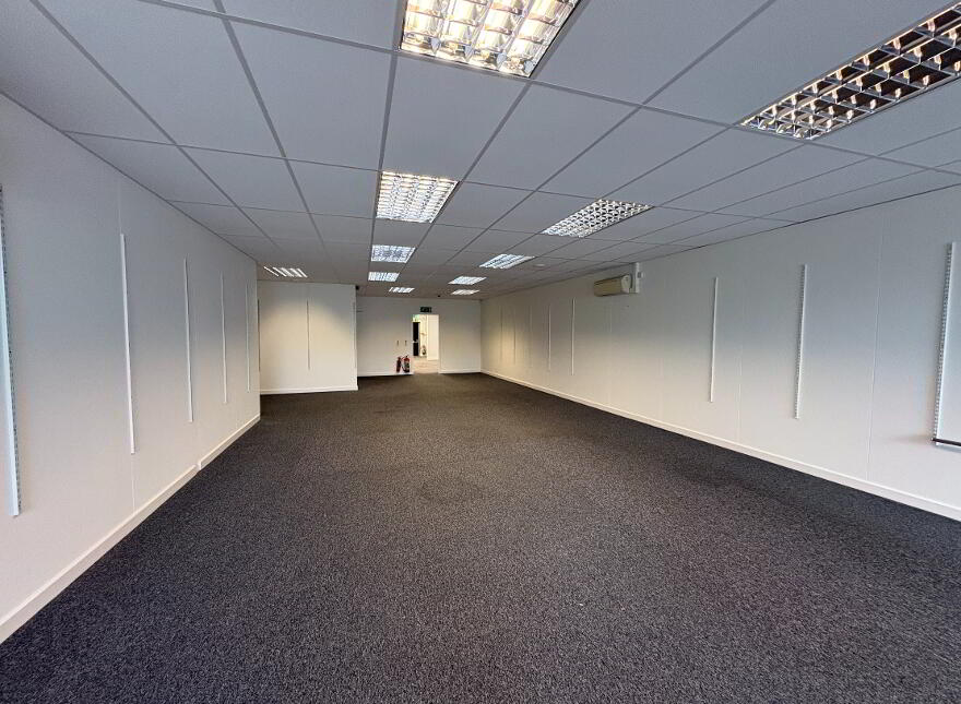 18 Main Street, Larne, BT40 1DW