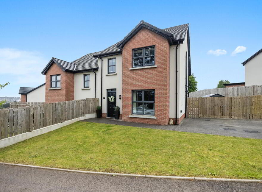23 Mountpleasant Drive, Newtownards, BT23 4WL