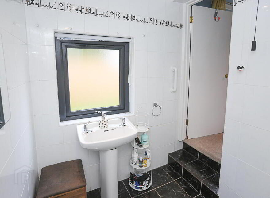 2 Gwyneth Park, Bangor, BT19 1EP