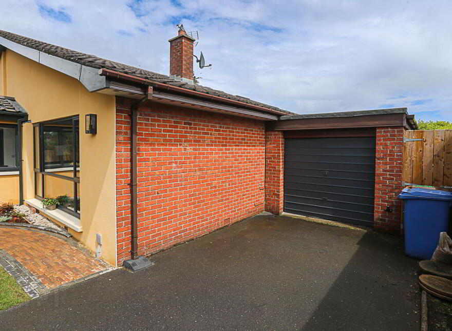 2 Gwyneth Park, Bangor, BT19 1EP