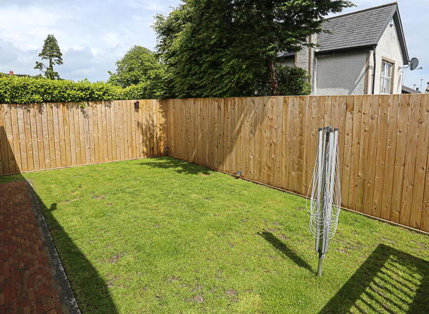 2 Gwyneth Park, Bangor, BT19 1EP
