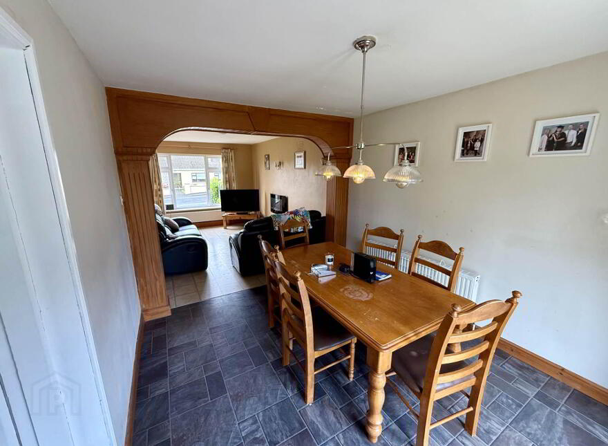 9b Knockroe, Castlerea, F45C934