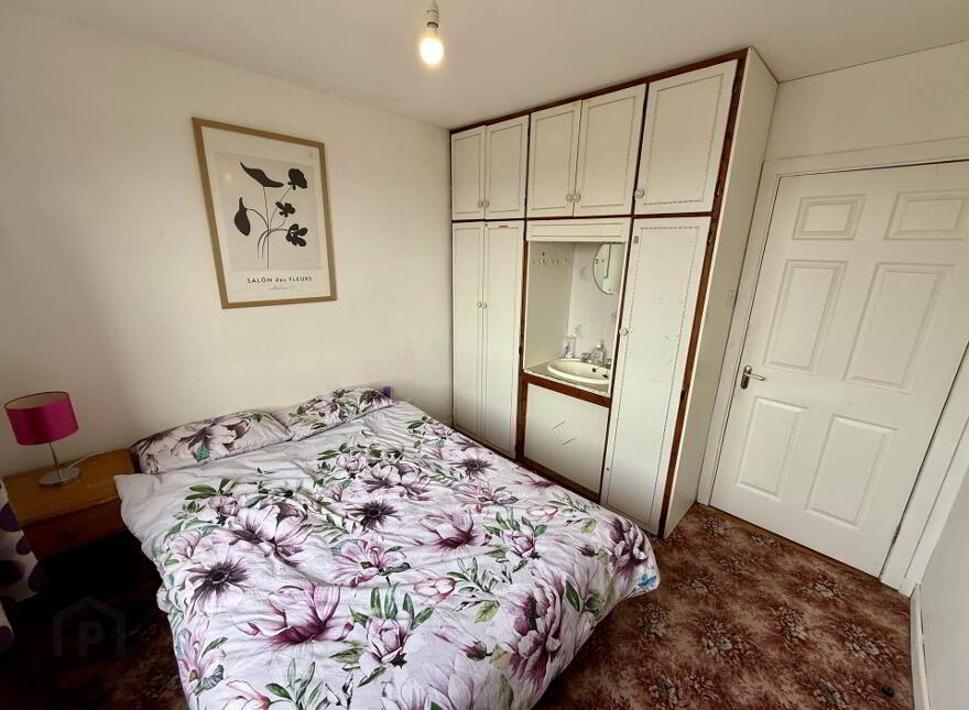 9b Knockroe, Castlerea, F45C934
