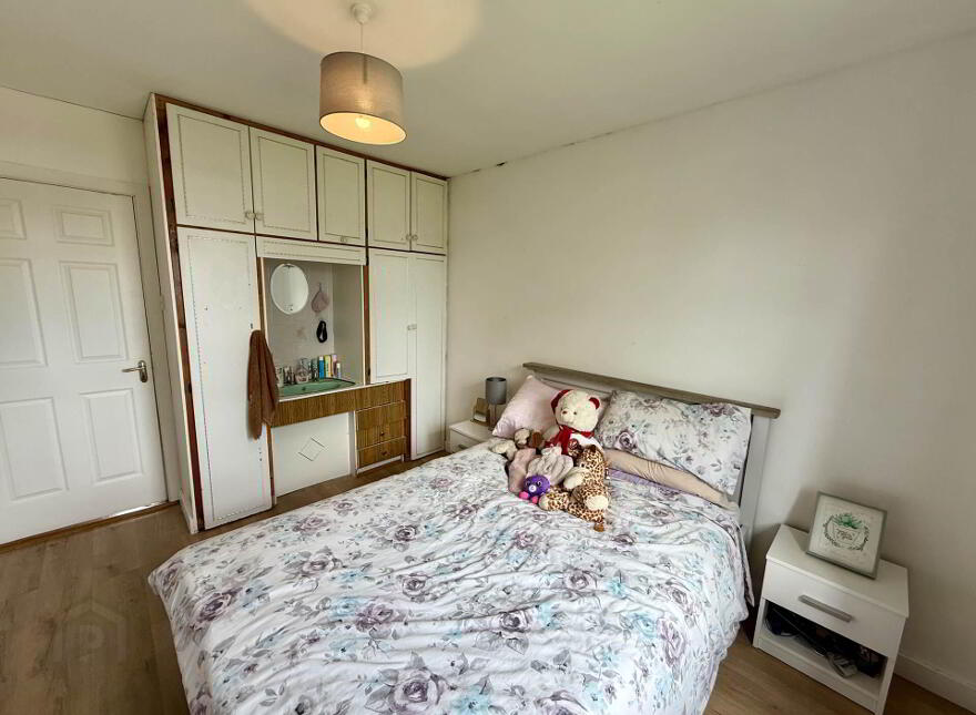 9b Knockroe, Castlerea, F45C934