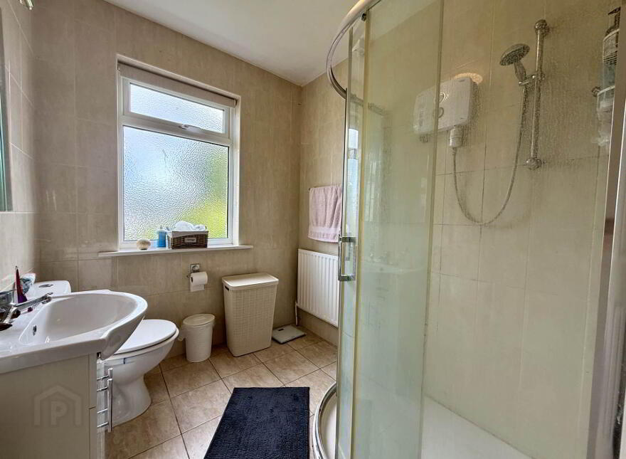 9b Knockroe, Castlerea, F45C934