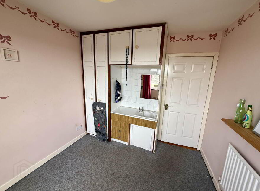 9b Knockroe, Castlerea, F45C934