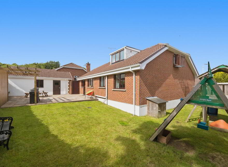 27 Clanwilliams Court, Ballynahinch, BT24 8XG