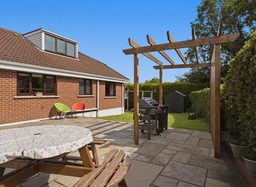 27 Clanwilliams Court, Ballynahinch, BT24 8XG