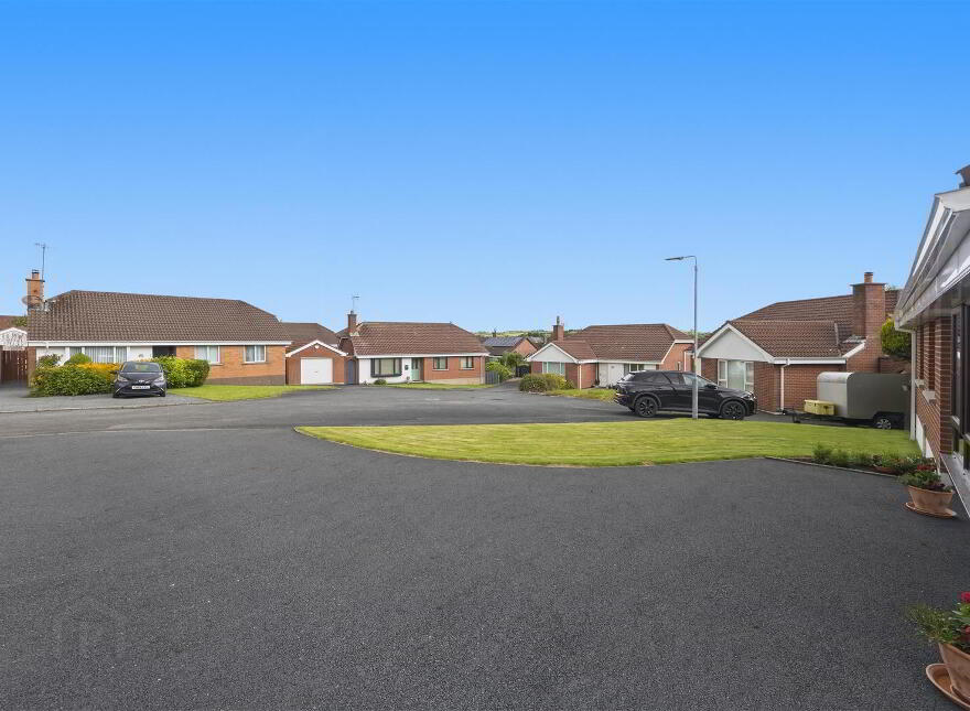 27 Clanwilliams Court, Ballynahinch, BT24 8XG