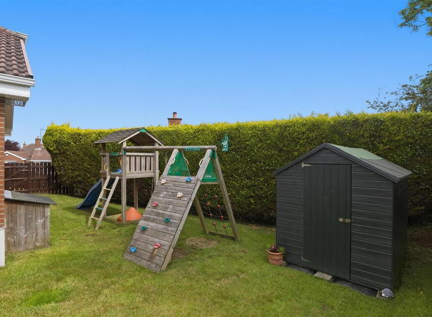 27 Clanwilliams Court, Ballynahinch, BT24 8XG