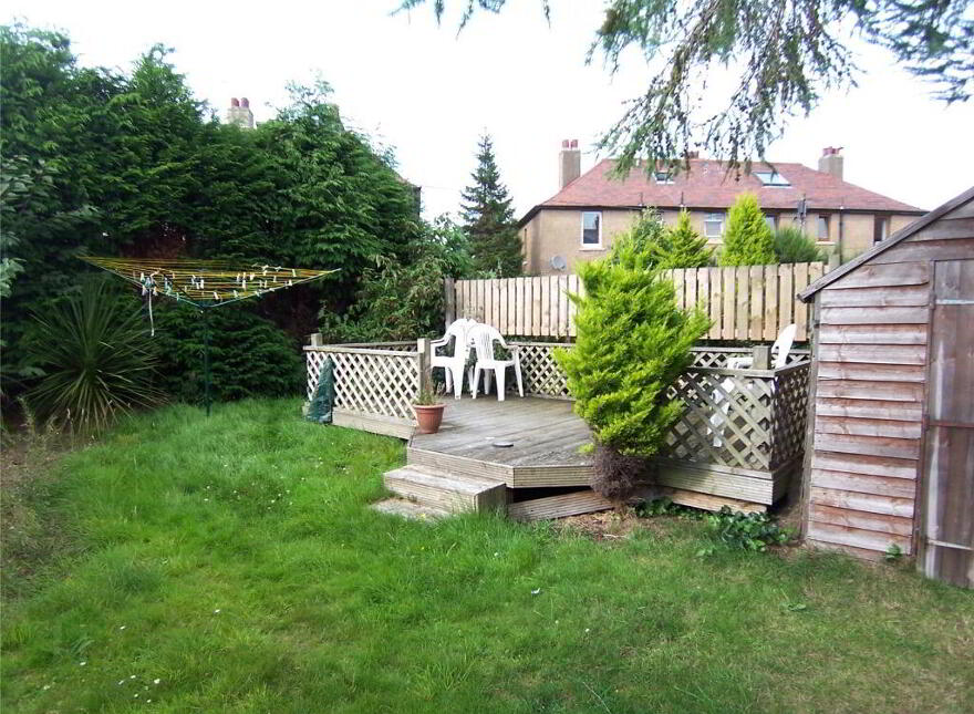 8 Parkhead Drive, Edinburgh, EH11 4SR
