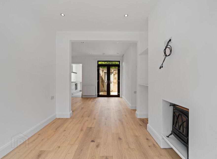 25 Ava Street, Ormeau Road, Belfast, BT7 3BS