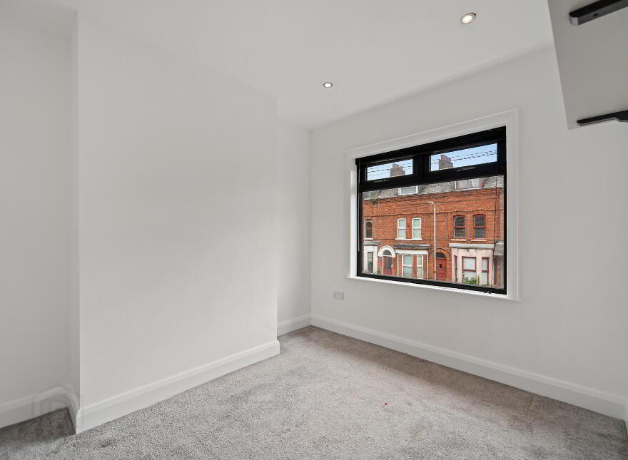 25 Ava Street, Ormeau Road, Belfast, BT7 3BS