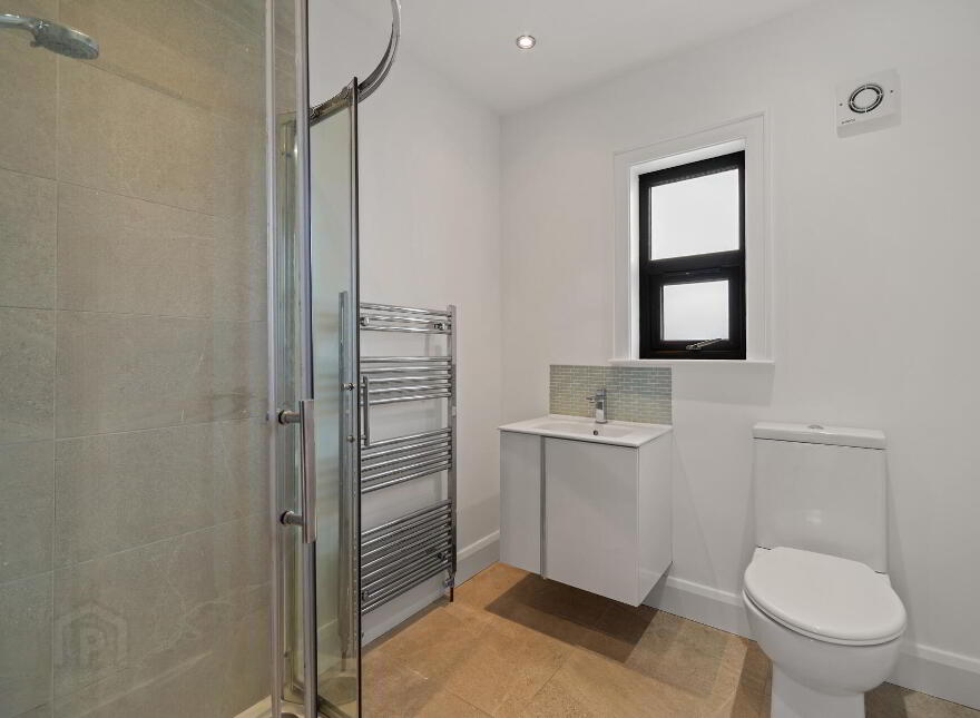 25 Ava Street, Ormeau Road, Belfast, BT7 3BS