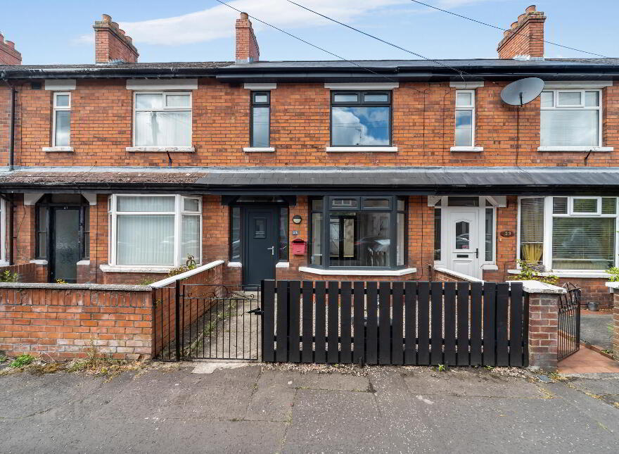 25 Ava Street, Ormeau Road, Belfast, BT7 3BS