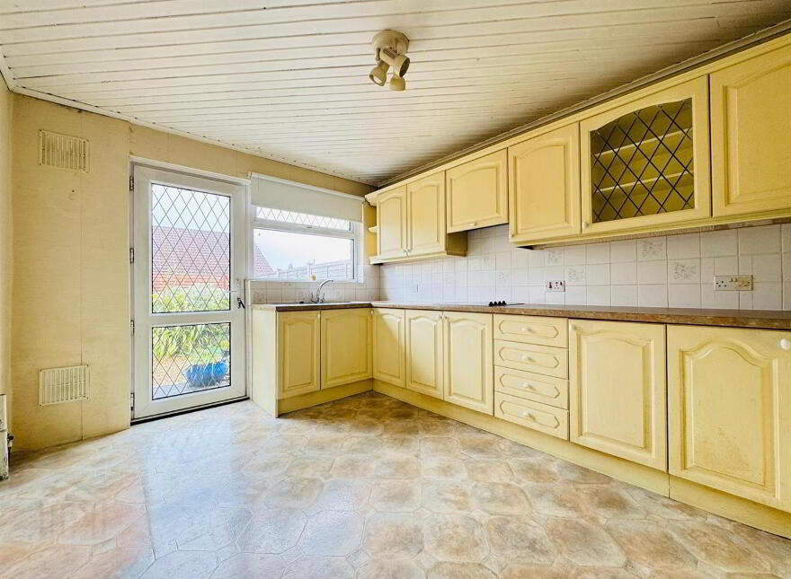 20 Cherryvale Avenue, Glengormley, Newtownabbey, BT36 7UG