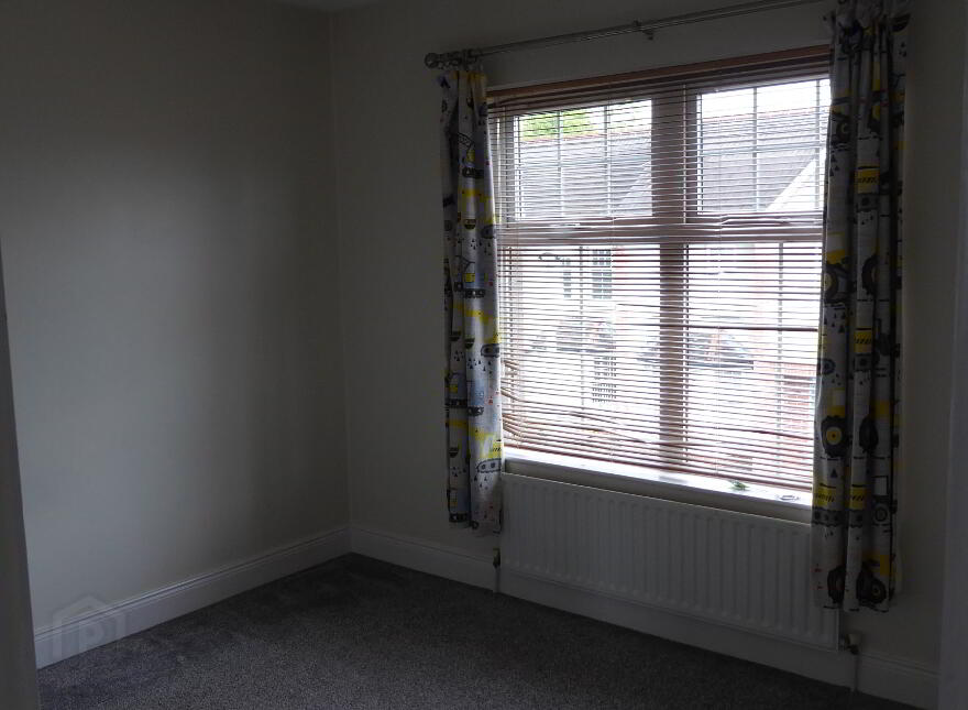 25, Dergmoney View, Omagh, BT78 1HZ
