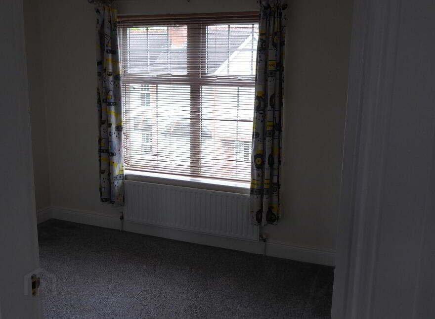 25, Dergmoney View, Omagh, BT78 1HZ
