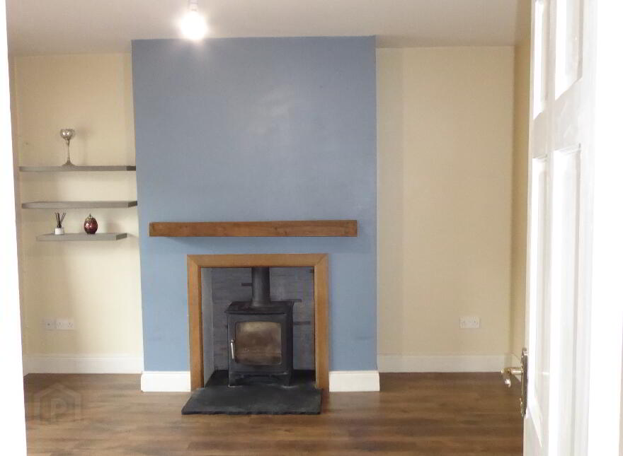 25, Dergmoney View, Omagh, BT78 1HZ