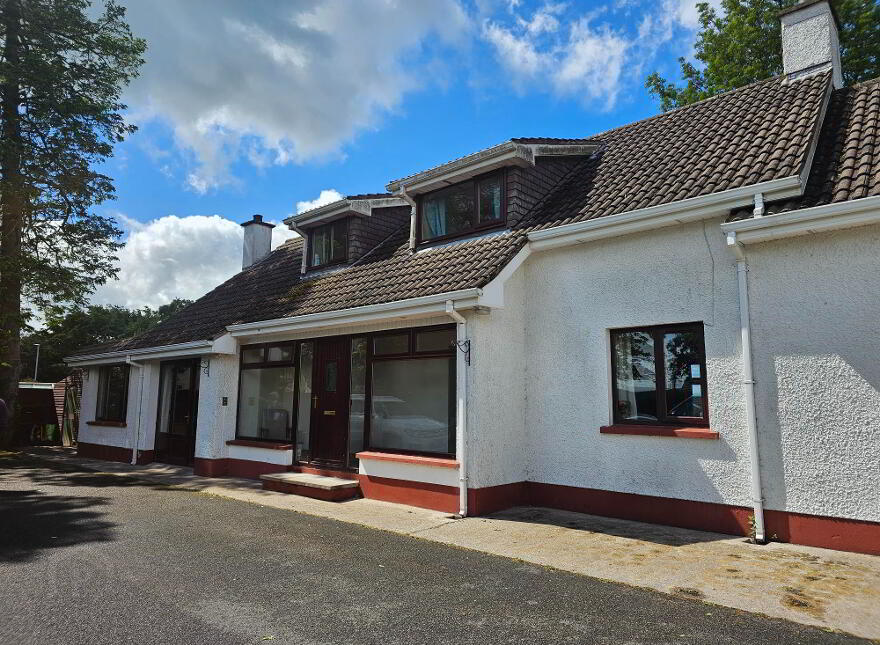 9 & 11 Castlebalfour Road, Lisnaskea, BT92 0GA photo