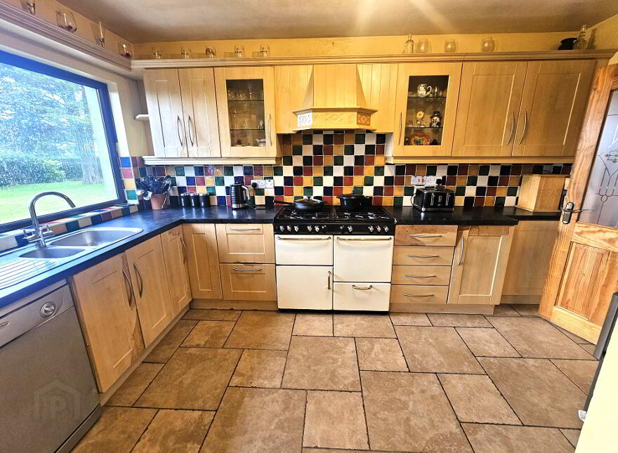 9 & 11 Castlebalfour Road, Lisnaskea, BT92 0GA