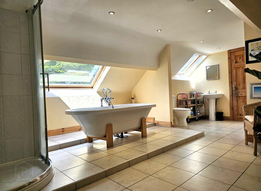 9 & 11 Castlebalfour Road, Lisnaskea, BT92 0GA