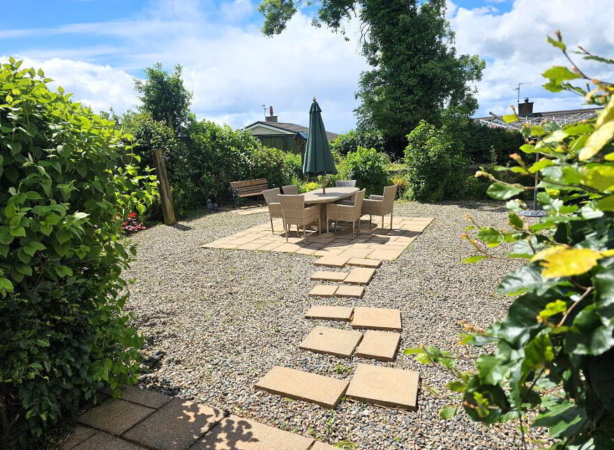 9 & 11 Castlebalfour Road, Lisnaskea, BT92 0GA
