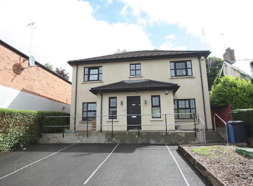 13C Reid Court, Ballynahinch, BT24 8BL