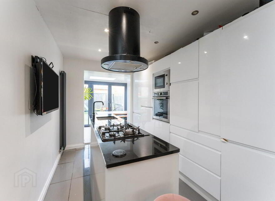 26 Mayfield Square, Belfast, BT10 0QR