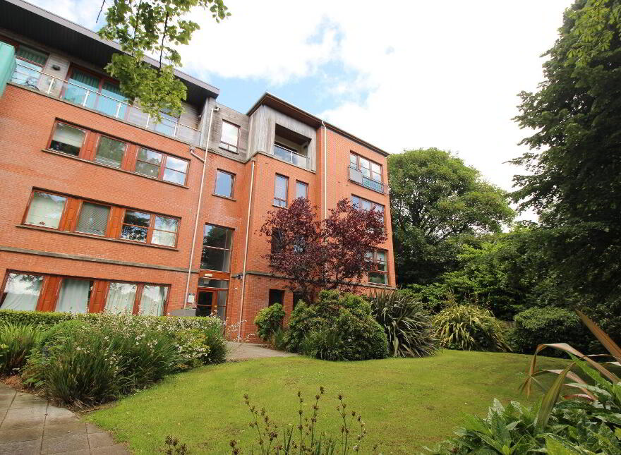 E5 The Elms, Malone Square Malone Road, Belfast, BT9 6SB