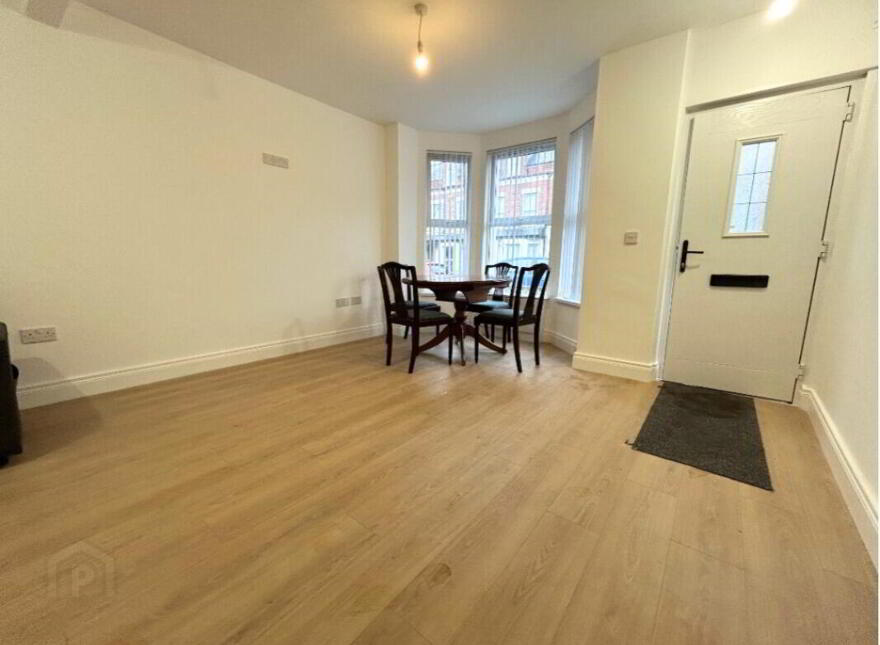 12 Melrose Street, Belfast, BT9 7DN