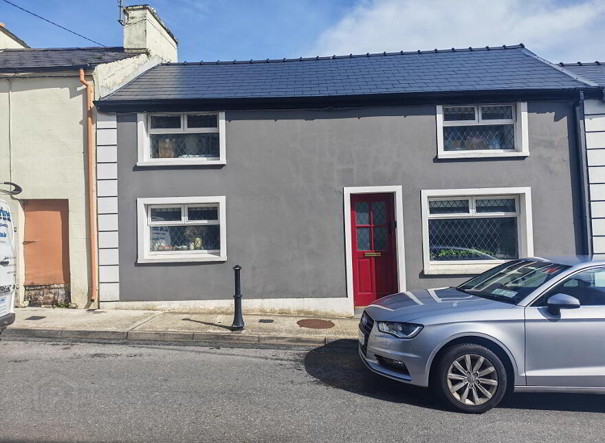 New Row, Killybegs, F94E431