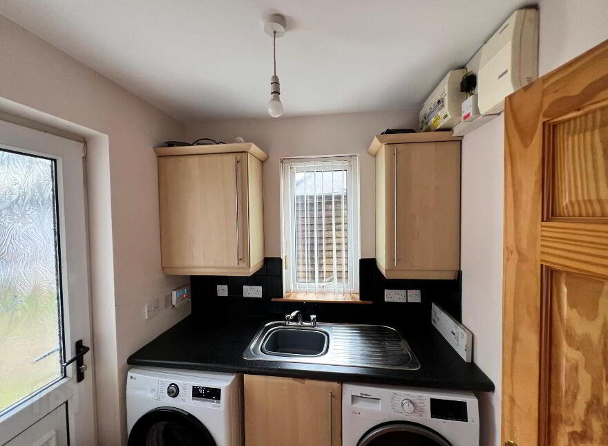 14 Magheraboy Avenue, Portrush, BT56 8GW