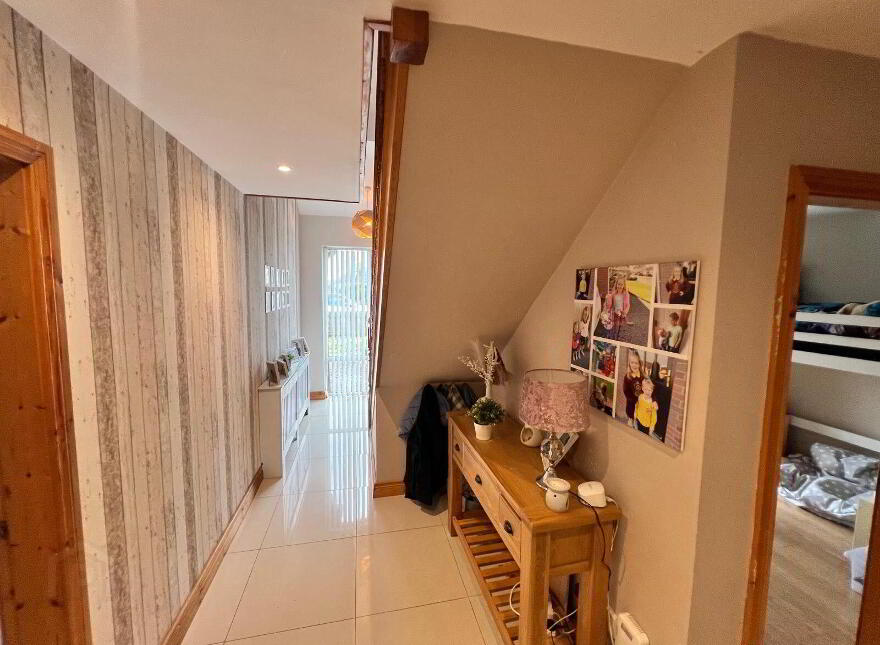 14 Magheraboy Avenue, Portrush, BT56 8GW