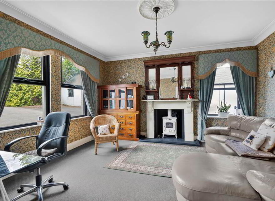 29 Cabra Road, Hillsborough, BT26 6NB