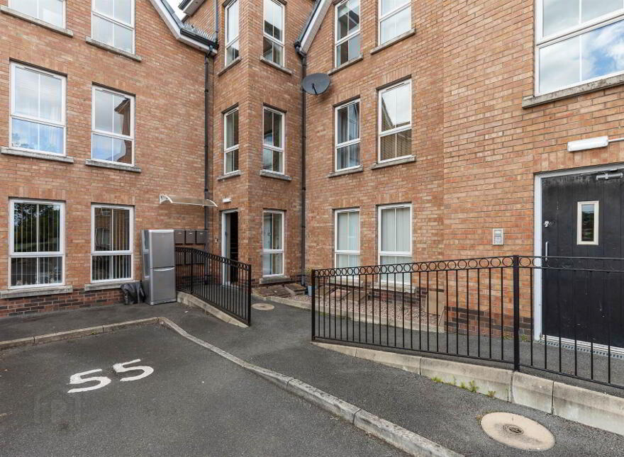 Apt 55, Montgomery Chase, Montgomery Road, Belfast, BT6 9GQ