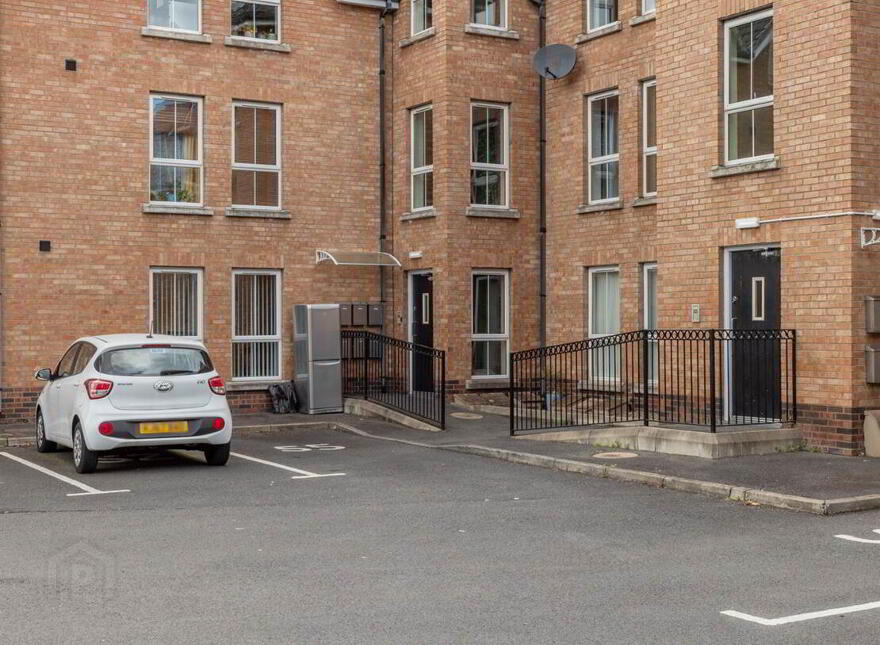 Apt 55, Montgomery Chase, Montgomery Road, Belfast, BT6 9GQ