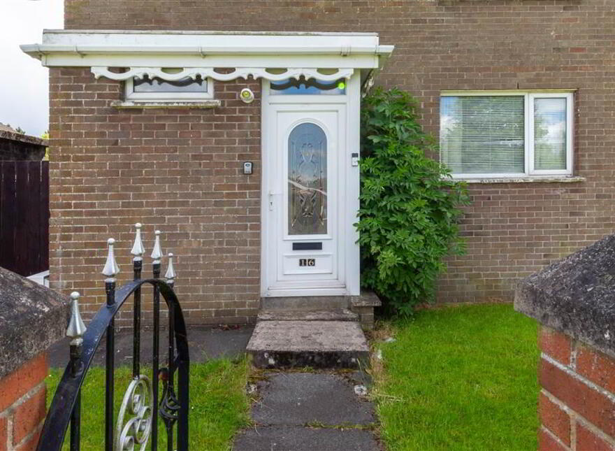 16 Glasvey Gardens, Dumurry, Belfast, BT17 0DX
