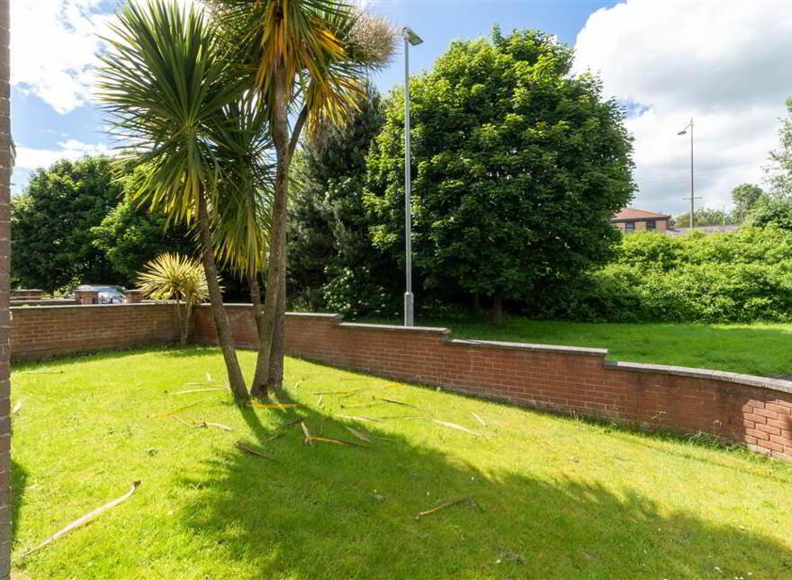 16 Glasvey Gardens, Dumurry, Belfast, BT17 0DX