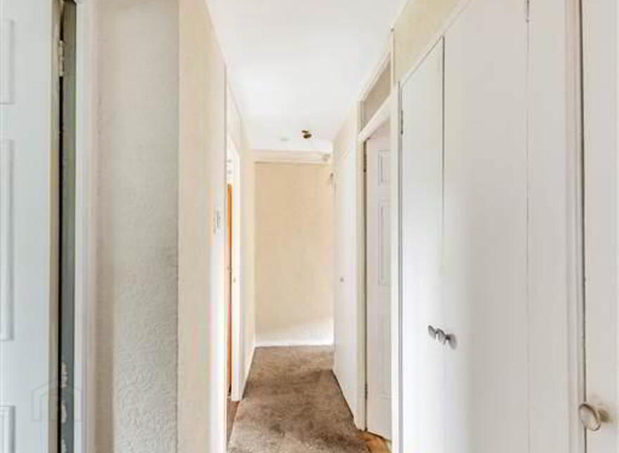 16 Glasvey Gardens, Dumurry, Belfast, BT17 0DX