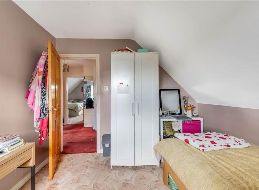 15 Springhill, Off Nettlehill Road, Lisburn, BT28 3QE
