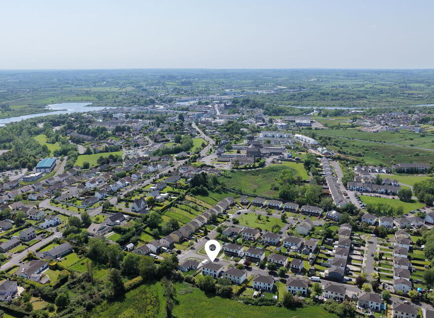 41 Oaklands, Summerhill, Carrick-On-Shannon, N41X5K7