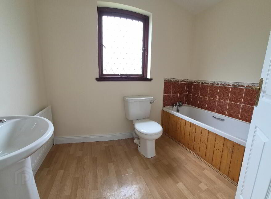 41 Oaklands, Summerhill, Carrick-On-Shannon, N41X5K7