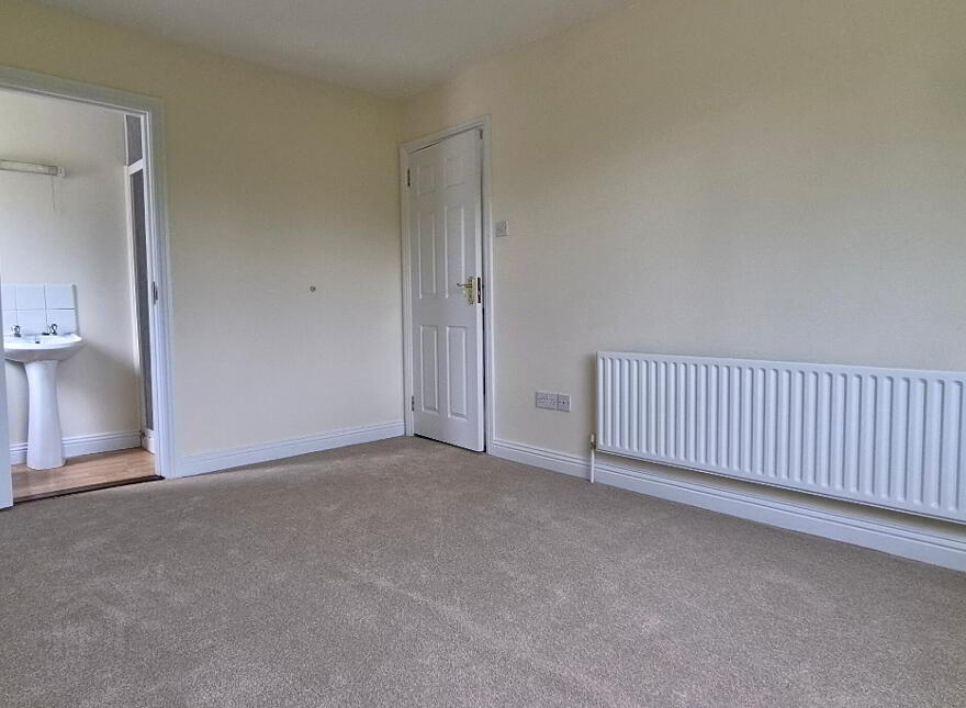 41 Oaklands, Summerhill, Carrick-On-Shannon, N41X5K7
