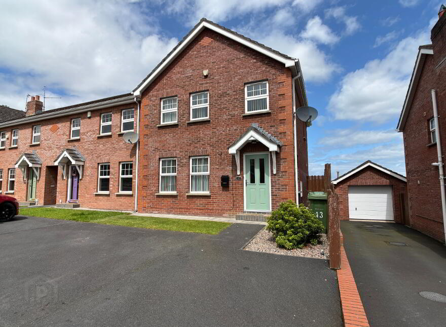 43 Windsor Hill, Waringstown, BT66 7FZ
