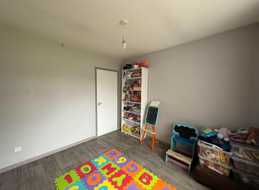47 Chichester Park Central, Harryville, Ballymena, BT42 4BE