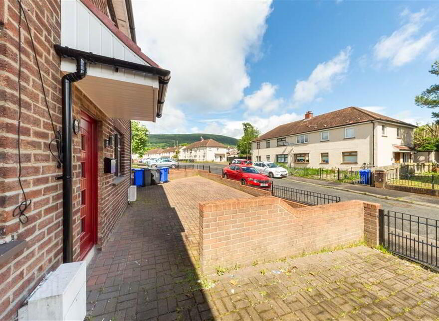 18A Navan Green, Andersonstown, Belfast, BT11 8JR