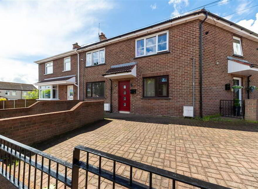 18A Navan Green, Andersonstown, Belfast, BT11 8JR